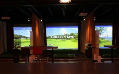 Virtual Golfing at Golfzon