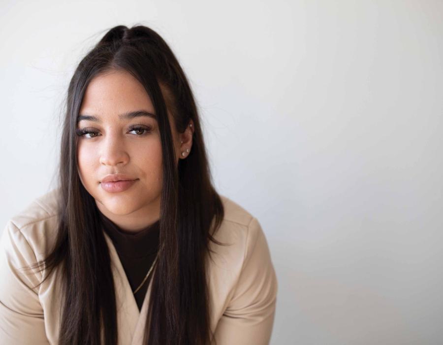 Headshot of Jody Upshaw 